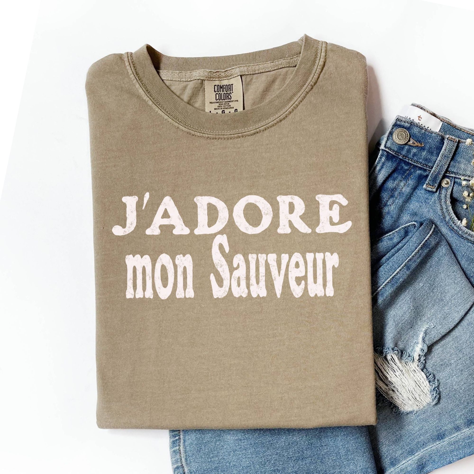 J'adore mon Sauveur (I adore my Savior) T-Shirt